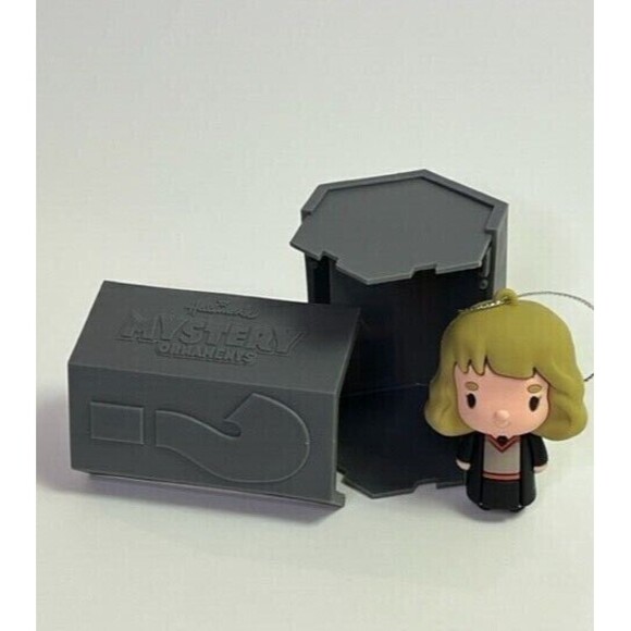Hallmark Harry Potter Christmas Ornaments Hermione & Harry 2021 Series 2 - Picture 2 of 6